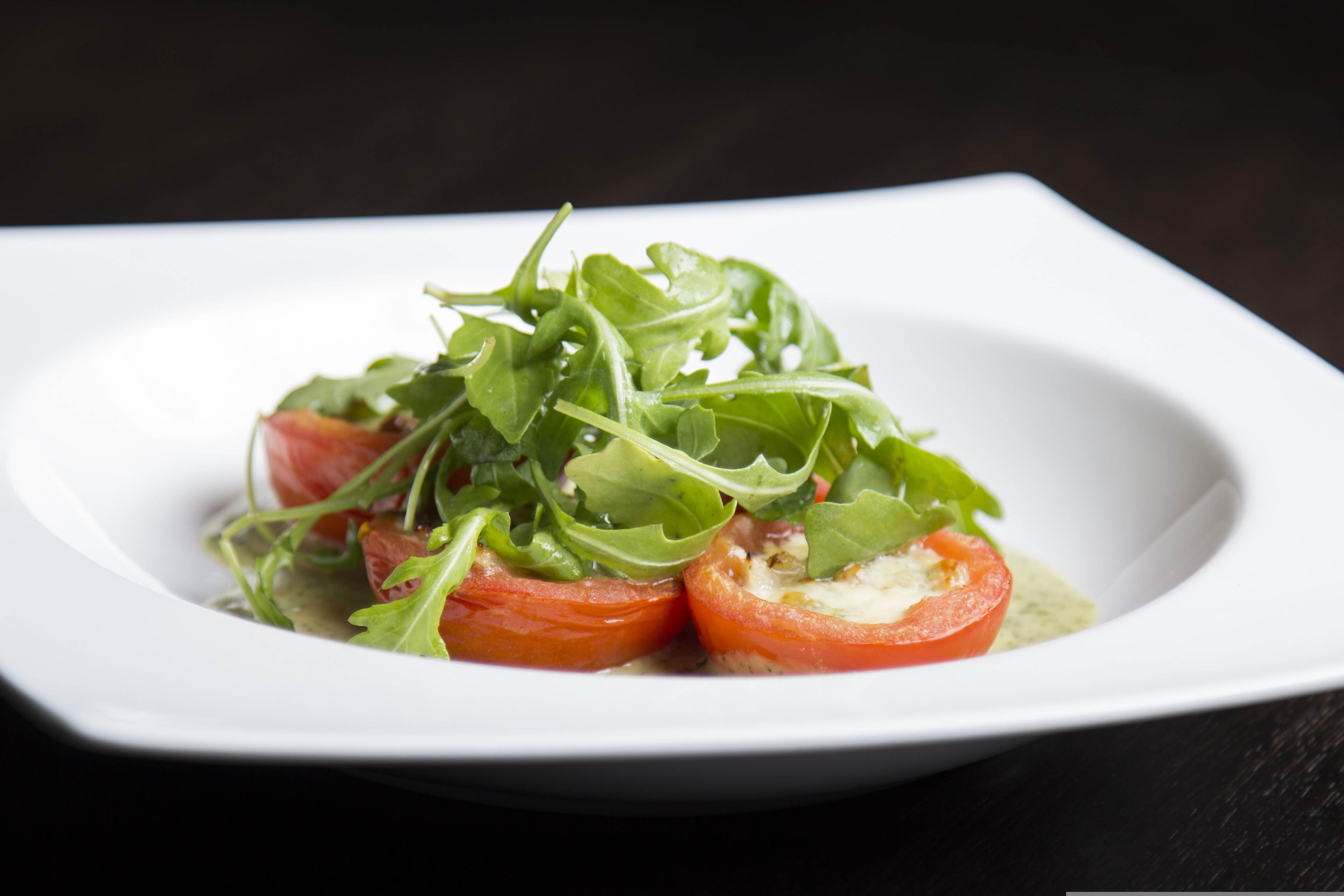 Alternatives to Arugula: 6 Leafy Greens (and One Tiny Plant) That Bring the Bite